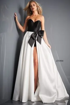 Jovani - 03139 | Runway Fashion Haus