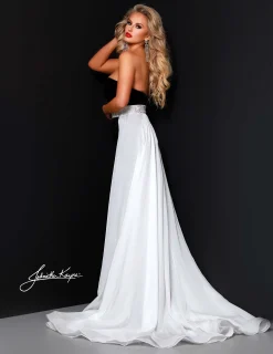 Johnathan Kayne - 2470 | Runway Fashion Haus -Morilee popular shop 2470 b.2000