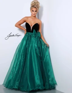 Johnathan Kayne - 2472 | Runway Fashion Haus